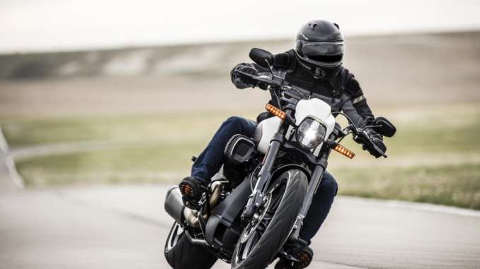 2020-Harley-Davidson-Softail-FXDR-114e 2020 Harley-Davidson Softail FXDR 114