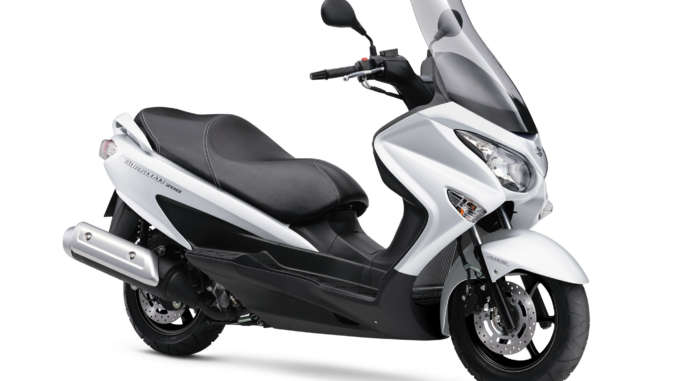 2020-Suzuki-Burgman-200-ABS1 2020 Suzuki Burgman 200 ABS