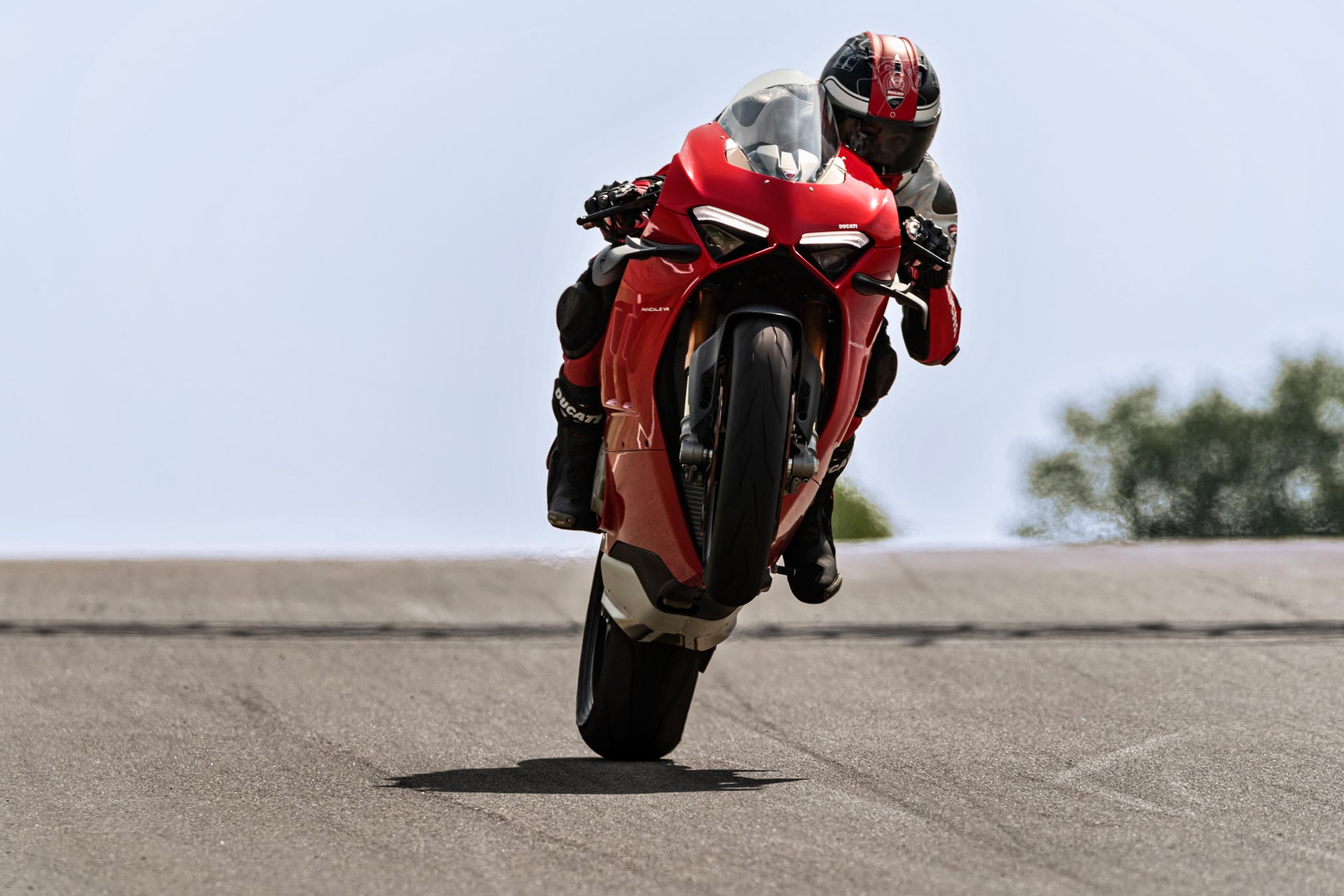 36+ V4S Ducati Panigale V4 Black Images