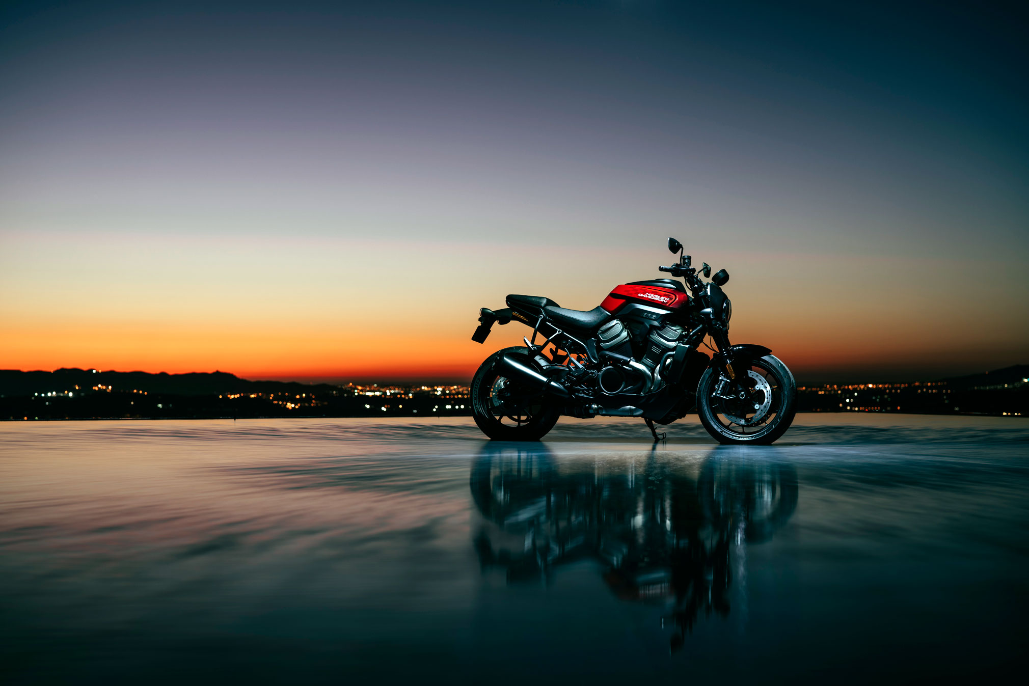 Harley-Davidson Bronx 2020 | Moto StreetFighter a la americana