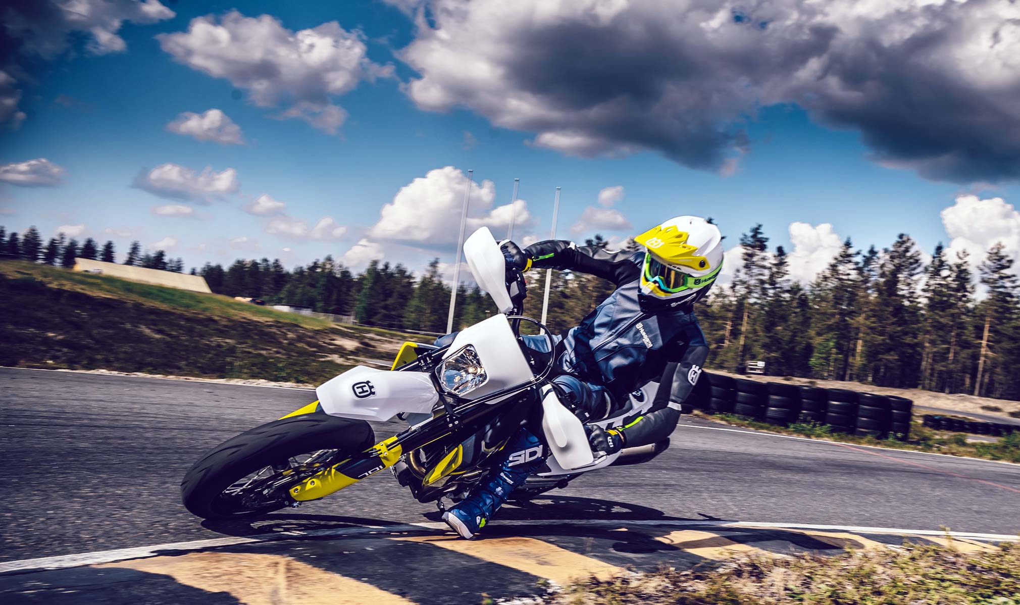 2020 Husqvarna 701 Supermoto Guide • Total Motorcycle
