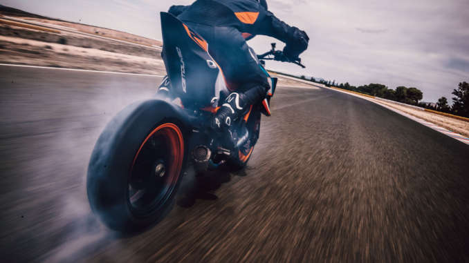 2020-KTM-1290-Super-Duke-R6 2020 KTM 1290 Super Duke R
