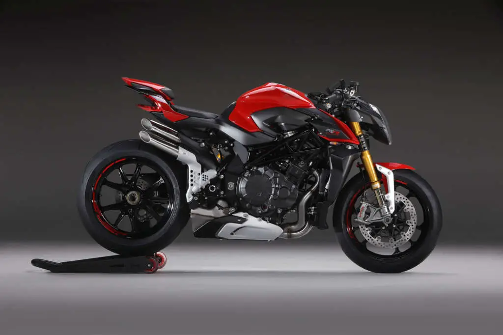 2021 MV Agusta Dragster 800RR SCS Guide • Total Motorcycle