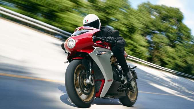 2021-MV-Agusta-Superveloce-800a 2021 MV Agusta Superveloce 800