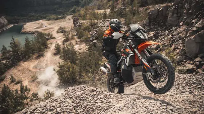 2021-KTM-890-Adventure-R4 2021 KTM 890 Adventure R
