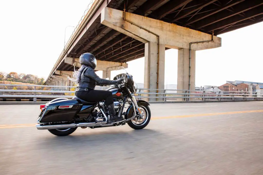 2021 Harley-Davidson Electra Glide Standard