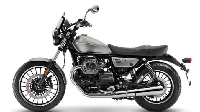 2021-Moto-Guzzi-V9-Roamer1 2021 Moto Guzzi V9 Roamer