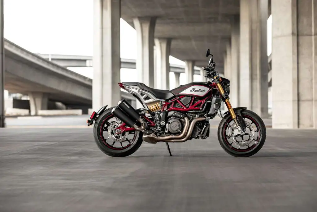 2022 Indian FTR1200R Carbon