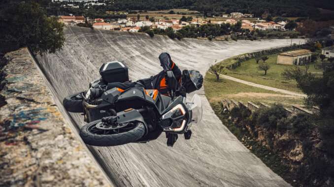 2021-KTM-1290-Super-Adventure-S2 2021 KTM 1290 Super Adventure S