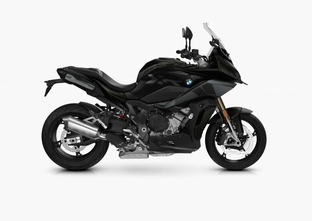 2022 BMW S1000XR