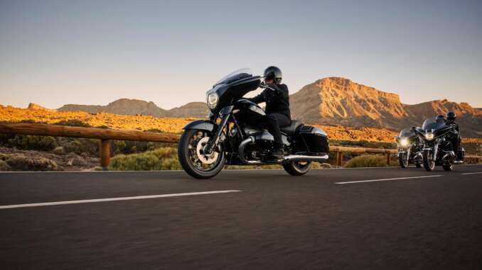 2022 BMW R18B