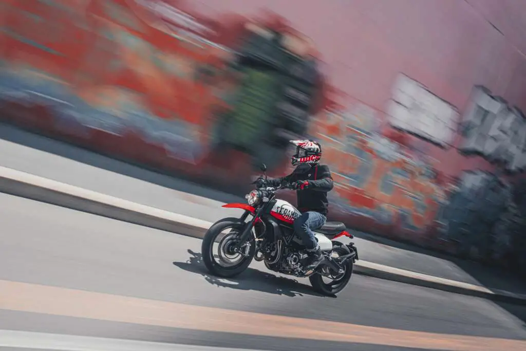 2022 Ducati Scrambler Urban Motard