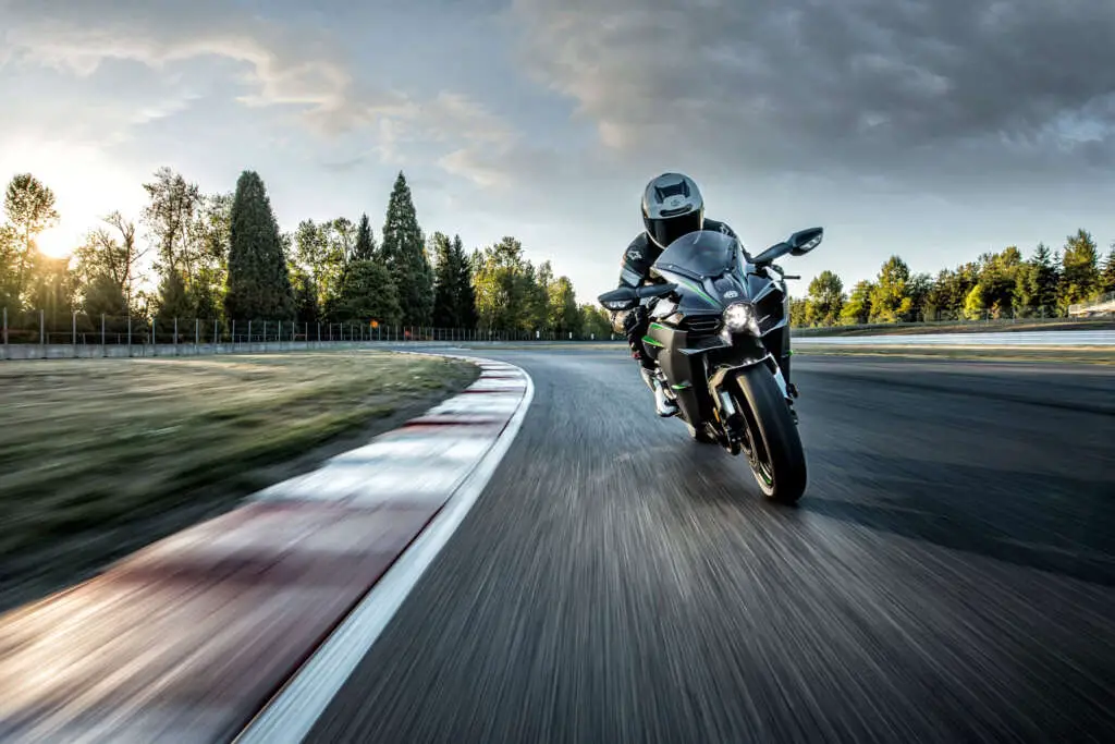 2022 Kawasaki Ninja H2