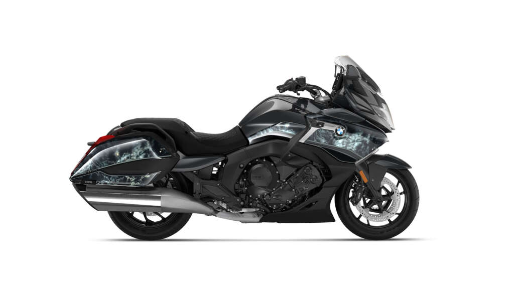 2022 BMW K1600B