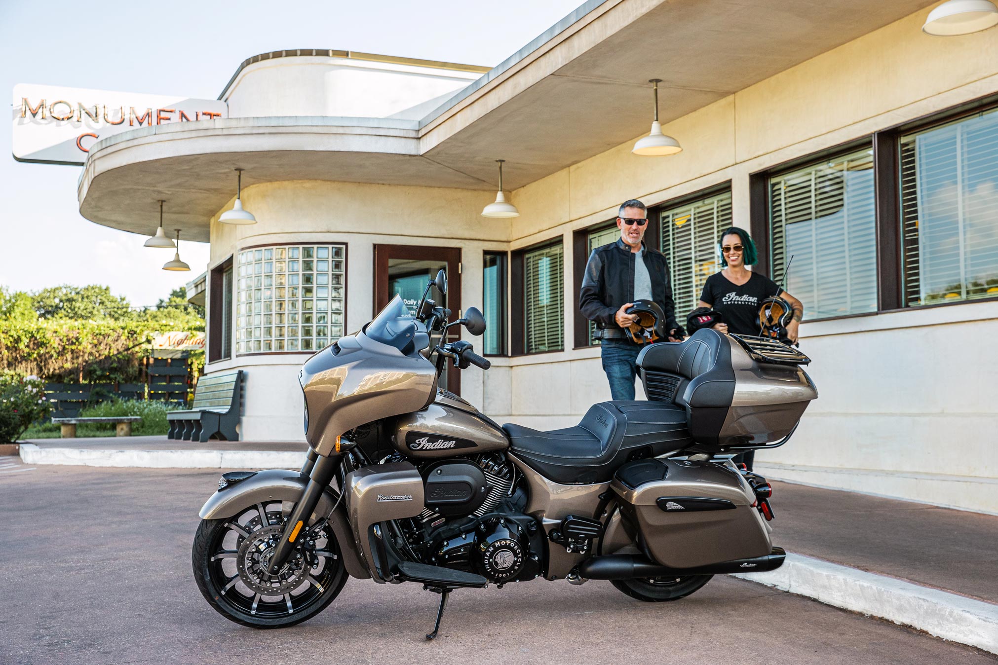 2022 Indian Roadmaster Dark Horse Guide • Total Motorcycle