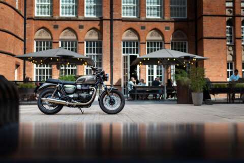 2022 Triumph Bonneville T100 Gold Line