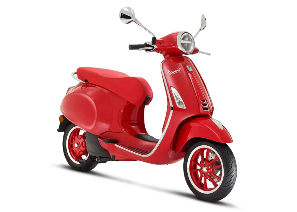 2022 Vespa Electtrica Red