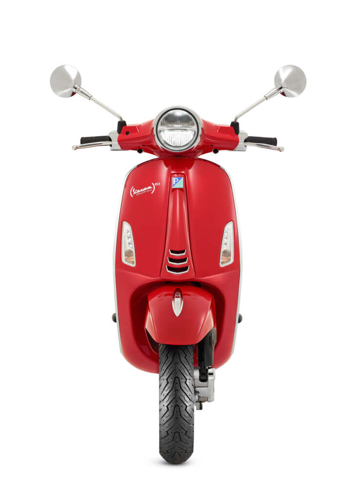 2022 Vespa Electtrica Red