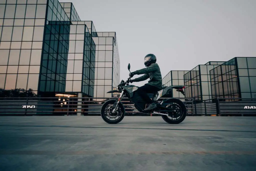2022 Zero FXS