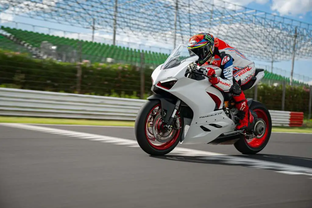 2022 Ducati Panigale V2