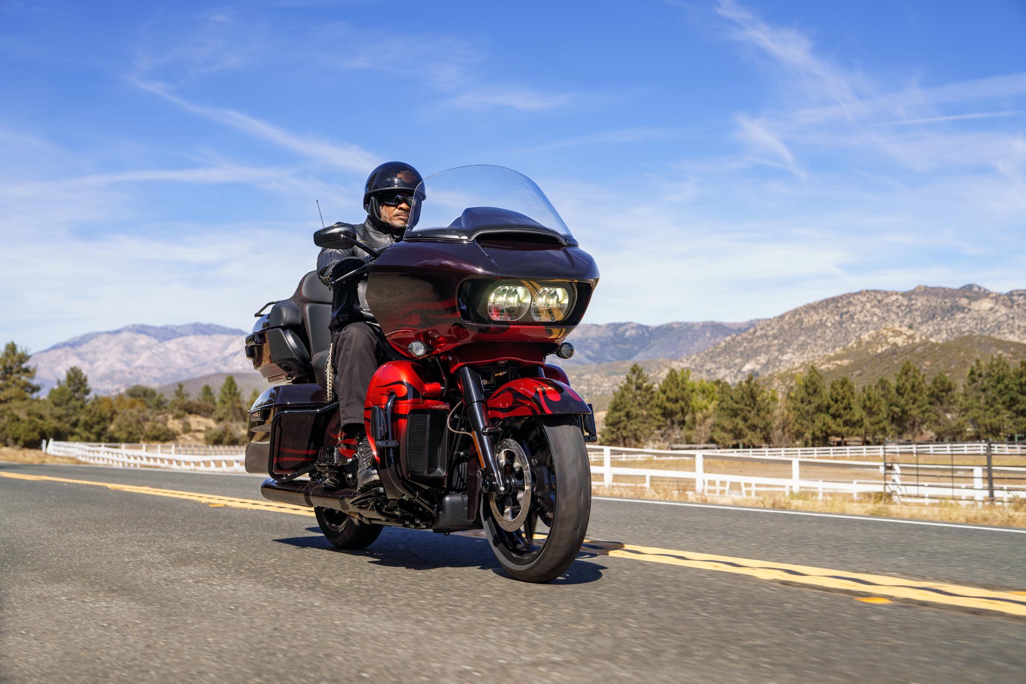 2022 HarleyDavidson CVO Road Glide Limited Guide • Total Motorcycle