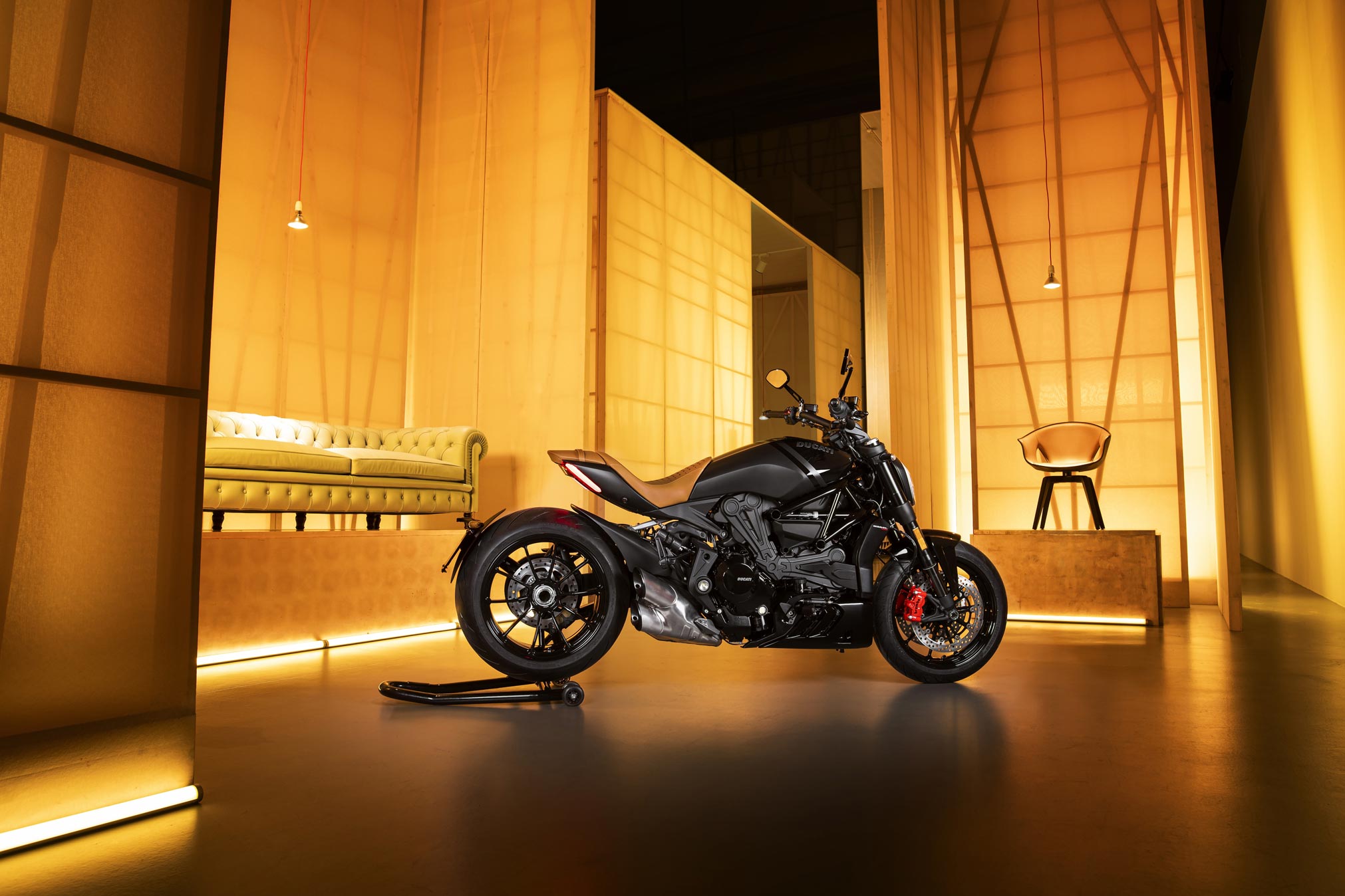 РњРѕС‚РѕС†РёРєР»С‹ Street Ducati Diavel