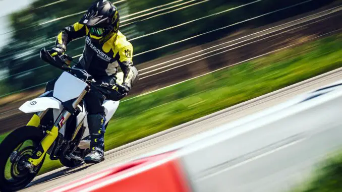 2023-Husqvarna1 2023 Husqvarna