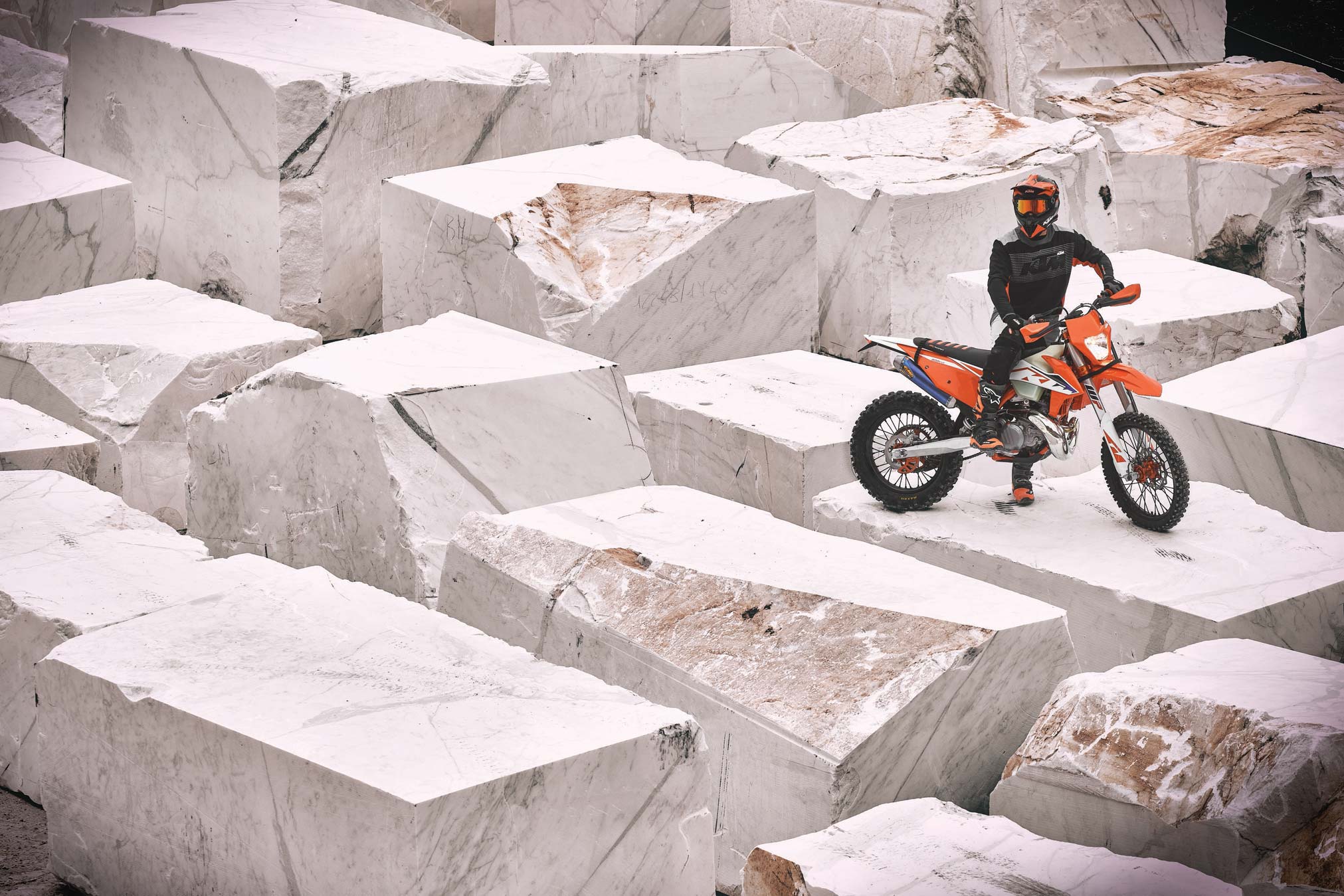 2023 KTM 300 EXC Guide • Total Motorcycle