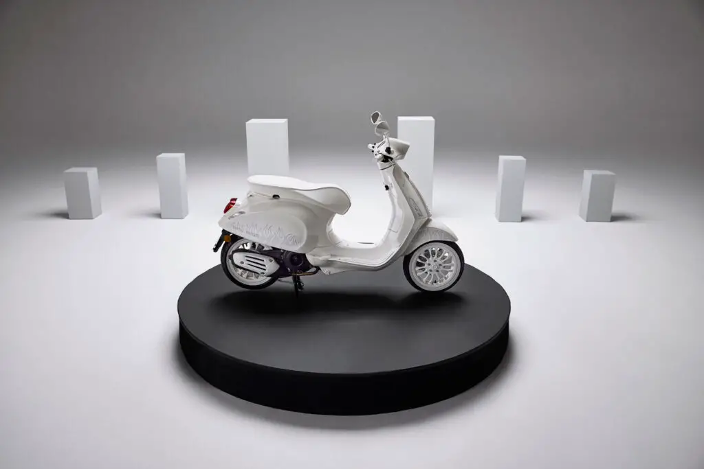 2023 Vespa Sprint 150 Justin Bieber x