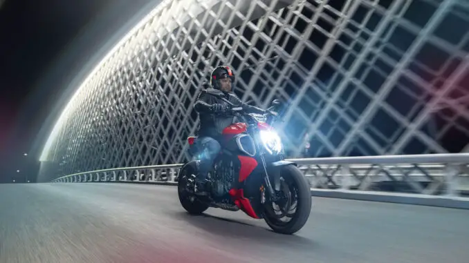 2023-Ducati-Diavel-V4g 2023 Ducati Diavel V4