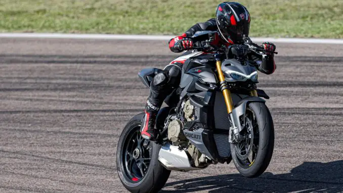 2023-Ducati-Streetfighter-V4S4 2023 Ducati Streetfighter V4S