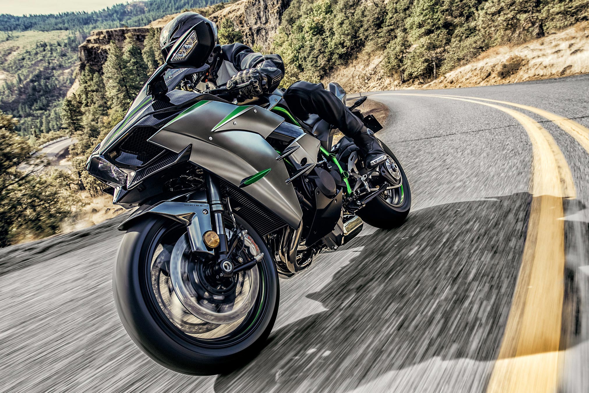 2023 Kawasaki Ninja H2 Carbon Guide • Total Motorcycle