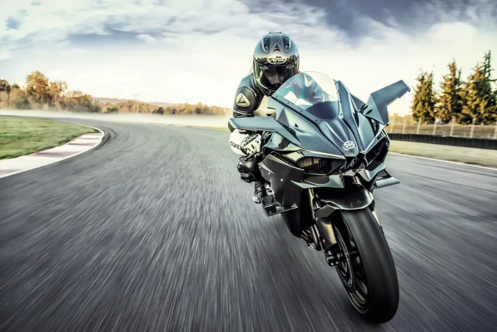 2023 Kawasaki Ninja H2R Guide • Total Motorcycle