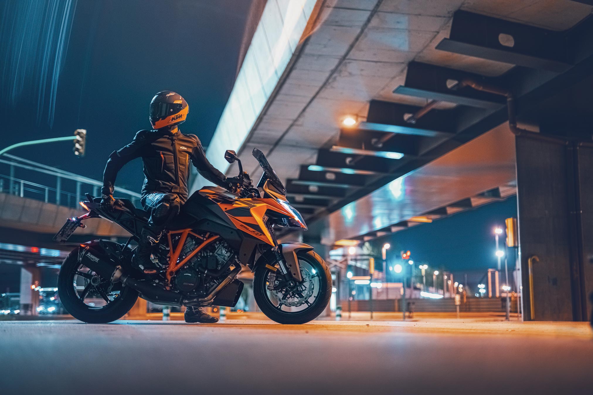 2023 KTM 1290 Super Duke GT Guide • Total Motorcycle