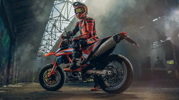 2023 KTM 690 SMC R