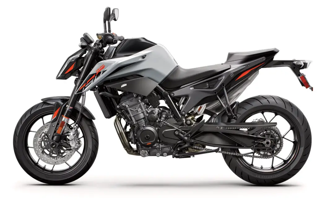 2023 KTM 790 Duke