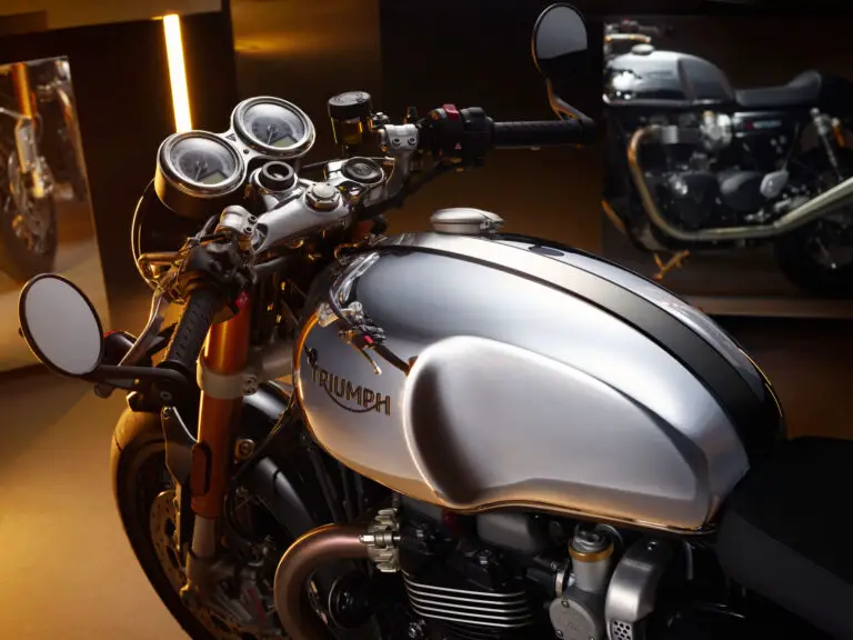 triumph thruxton 1200 rs 2023