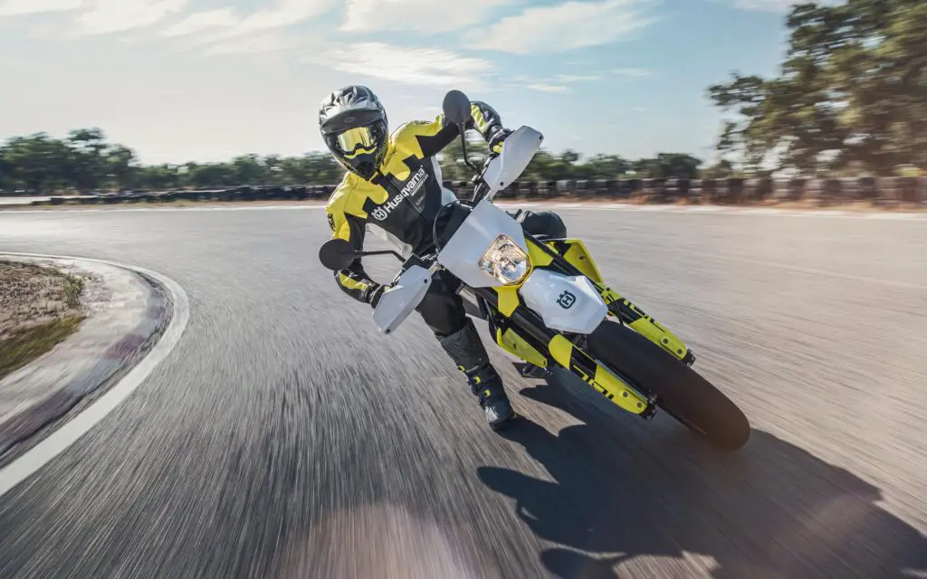 2023 Husqvarna 701 Supermoto