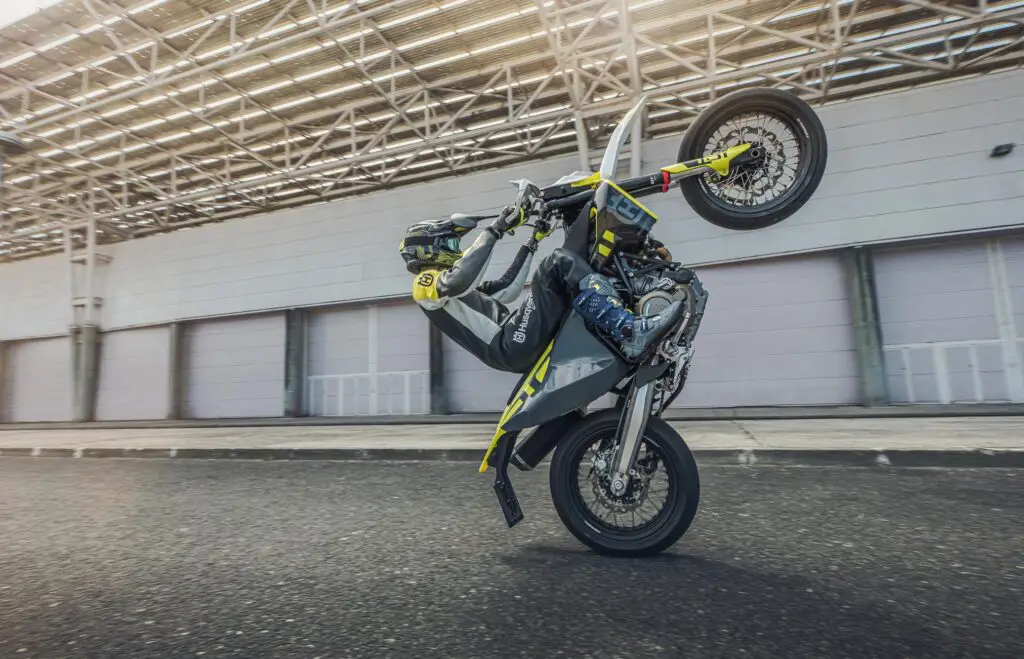 2023 Husqvarna 701 Supermoto
