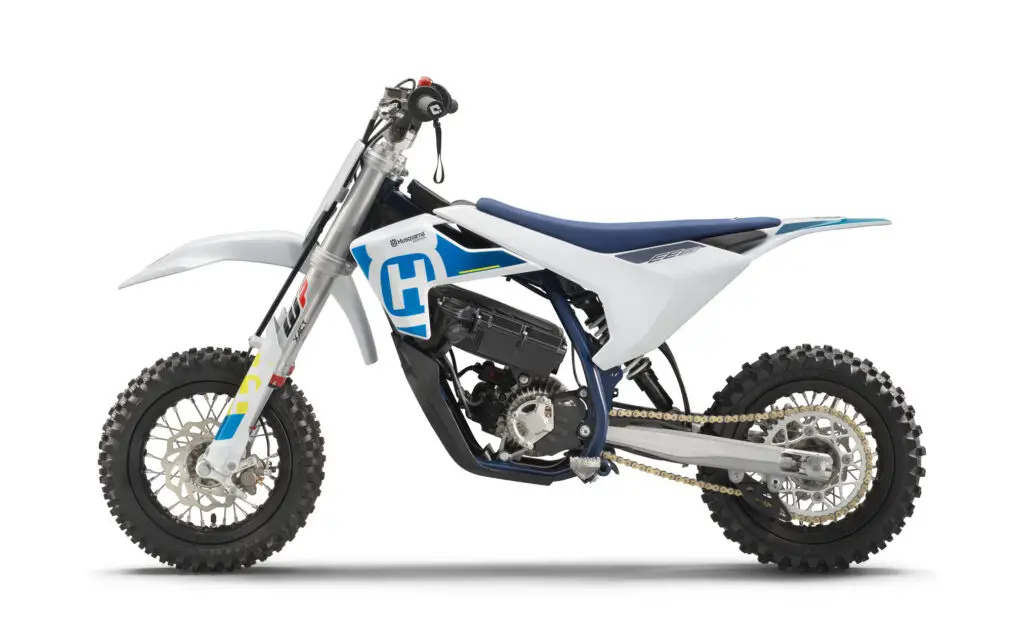 2023 Husqvarna EE3