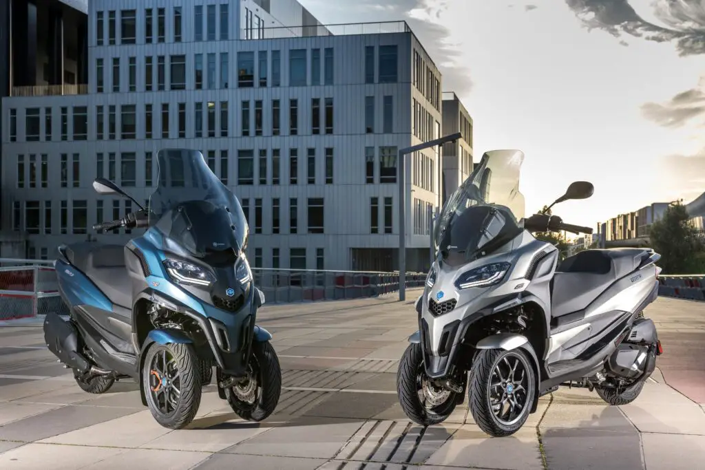 2023 Piaggio MP3 530 Exclusive