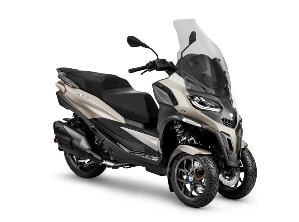 2023 Piaggio MP3 530 Exclusive