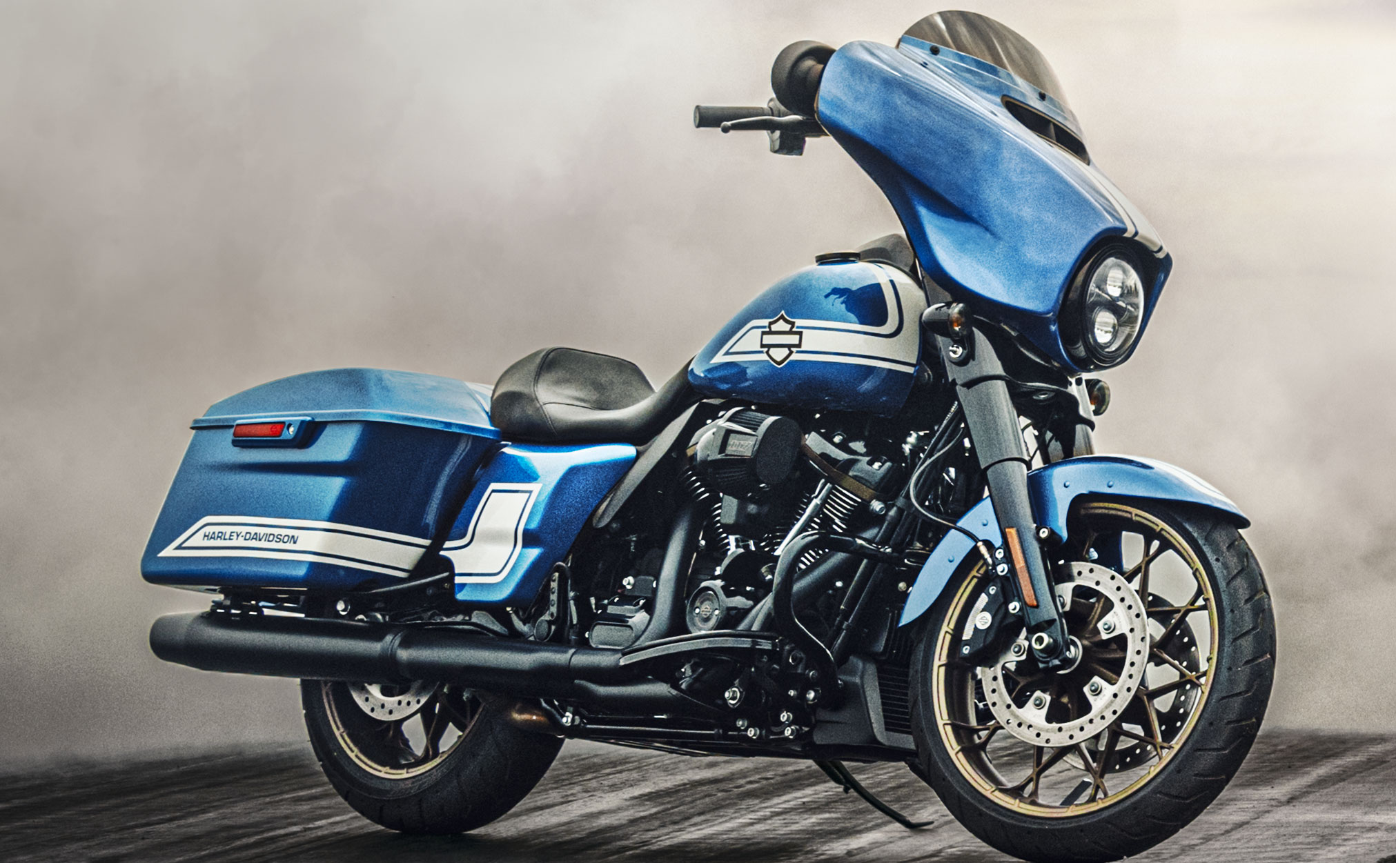 2023 Harley-Davidson Fast Johnnie Street Glide ST Guide • Total Motorcycle