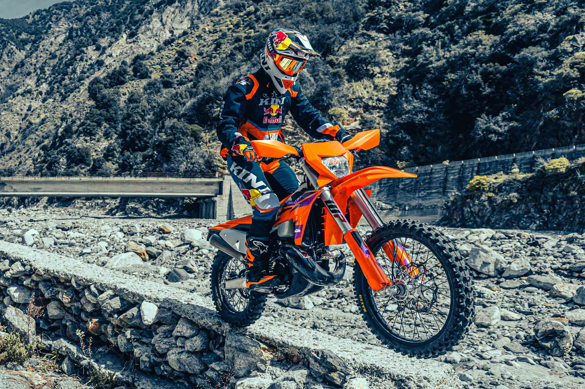 2024 KTM 300 EXC Guide • Total Motorcycle