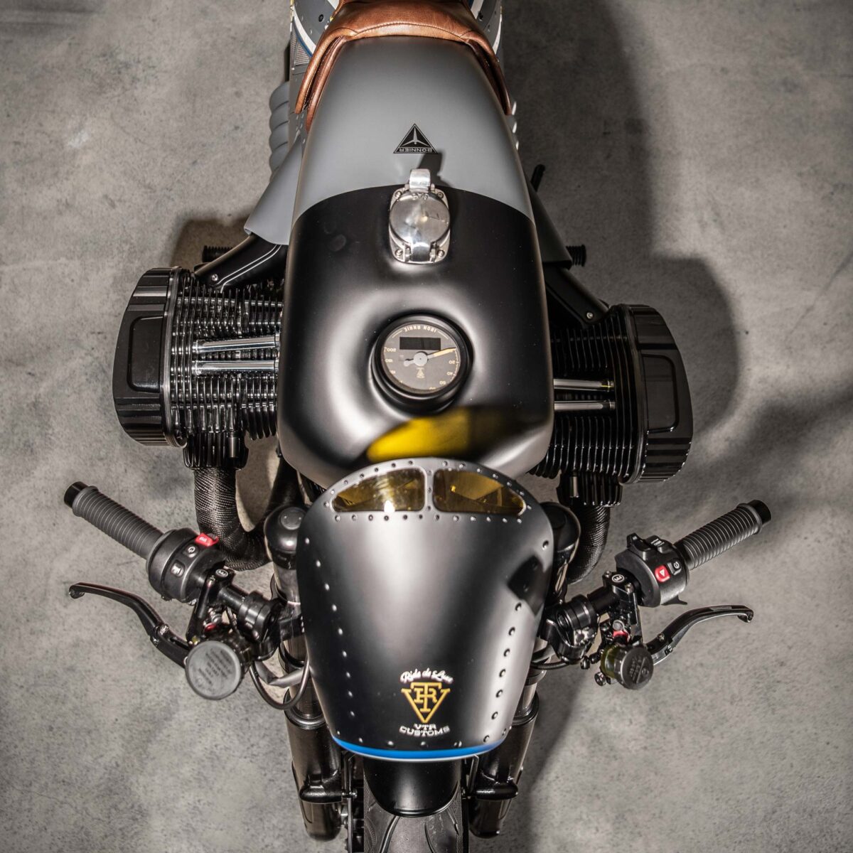 2024 BMW R18 Iron Annie