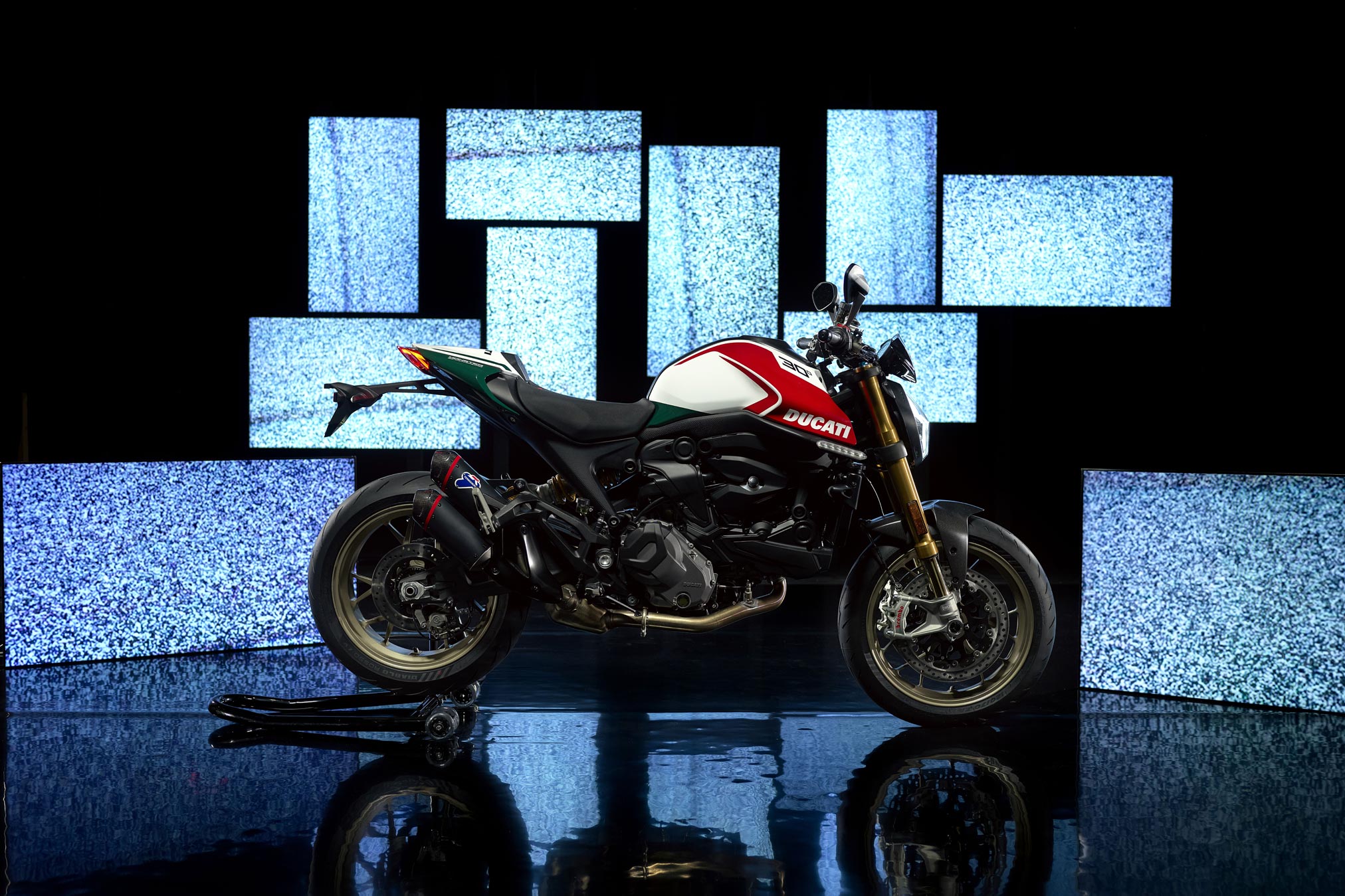 2024 Ducati Monster 30th Anniversario Guide • Total Motorcycle