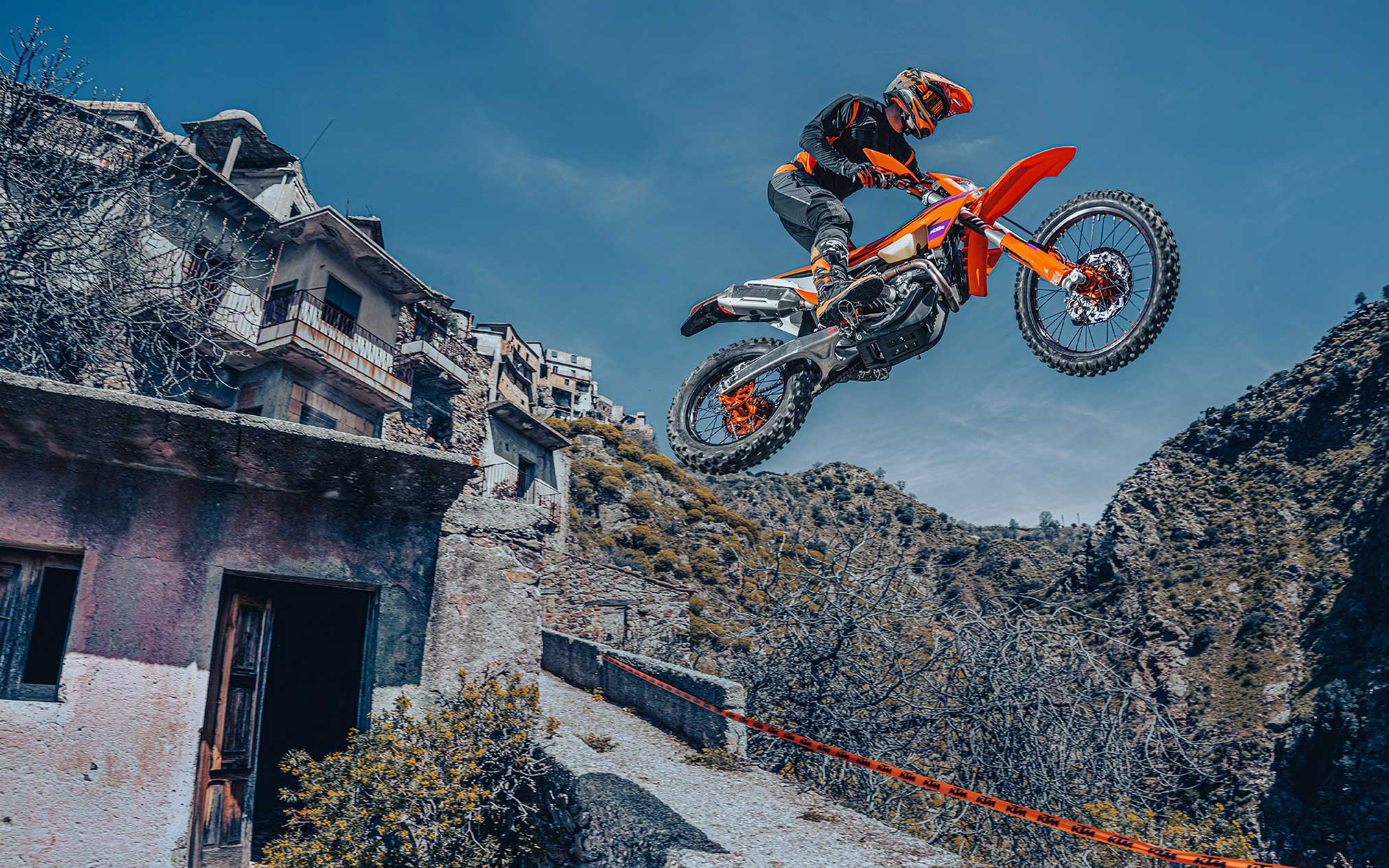 2024 KTM 450 XCFW Guide • Total Motorcycle