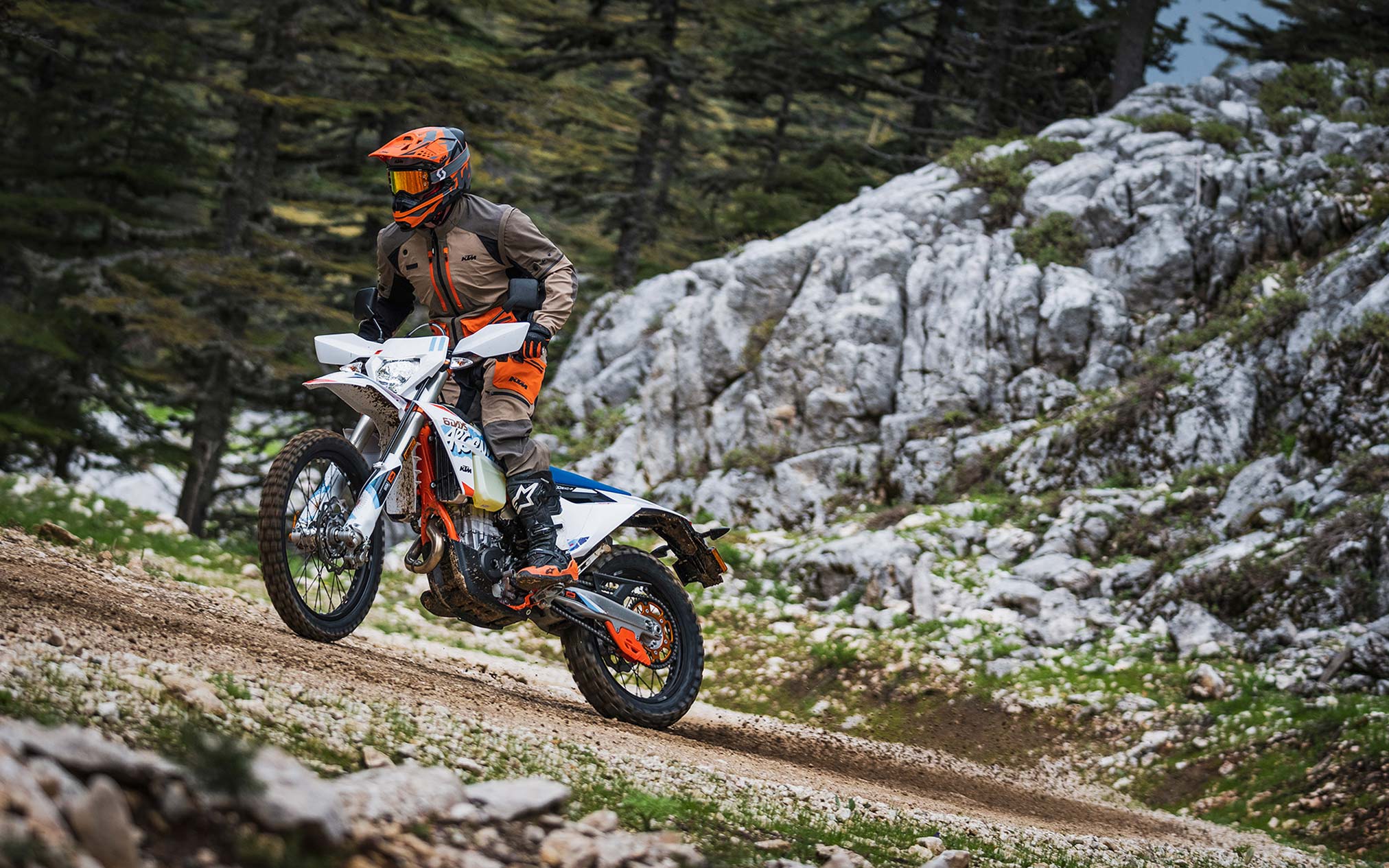 2024 KTM 500 EXCF Six Days Guide • Total Motorcycle