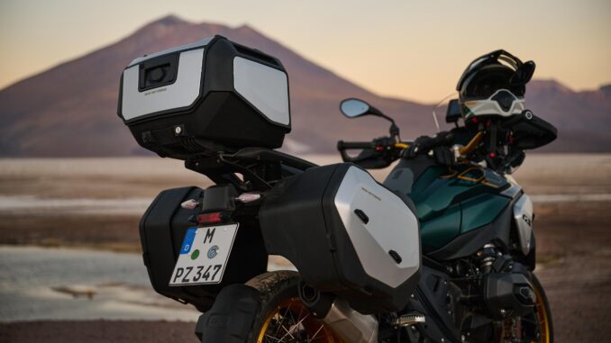 2024-BMW-R1300GS7 2024 BMW R1300GS