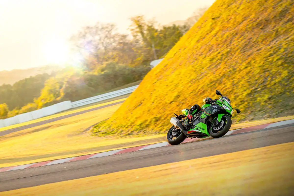 2024 Kawasaki Ninja ZX-4RR
